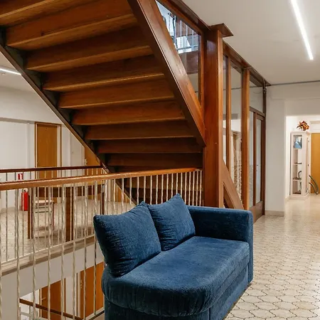 אכסניה The Old Town Hostel-villa Gradac *