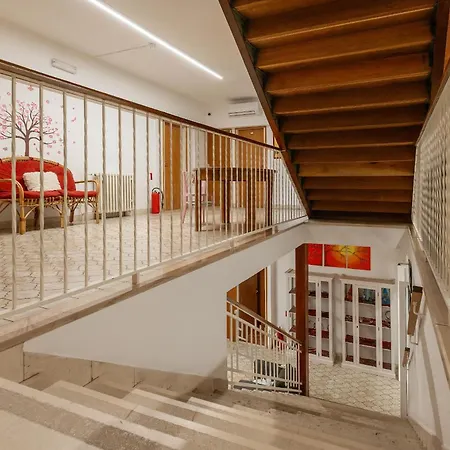 Ostello The Old Town Hostel-villa Gradac *