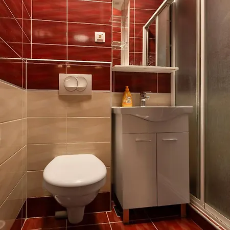 The Old Town Hostel-villa Gradac Ostello *