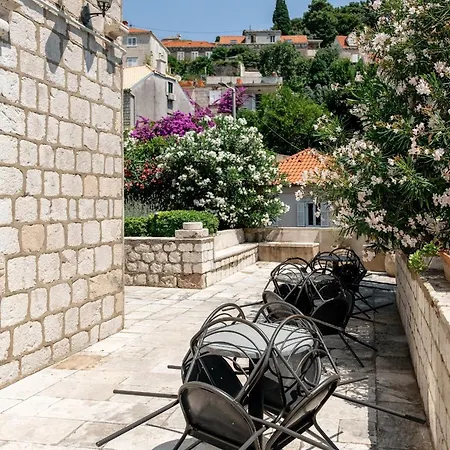 The Old Town Hostel-villa Gradac
