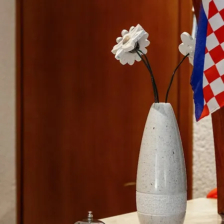 The Old Town Hostel-villa Gradac Ostello Ragusa